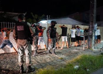 Polícia Militar e Gaeco cumprem mais de 25 mandados de prisão na Paraíba
