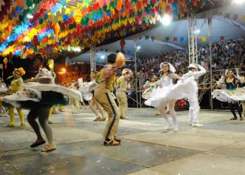 Shows de Eliane, Danieze Santiago e Cavalo de Pau estão na programação do São João da Capital