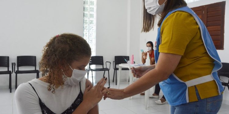 João Pessoa: vacinação contra Covid-19 é ampliada para pessoas com comorbidades acima de 12 anos de idade