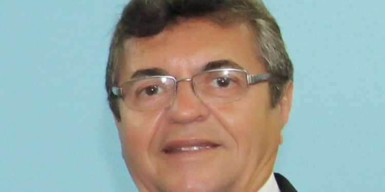 Prefeito de Mãe D’Água sofre infarto e é internado na UTI do Hospital de Patos