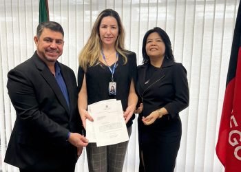 Dinho protocola no Senado moção em prol do Sistema S e trata de emendas para a capital no OGU