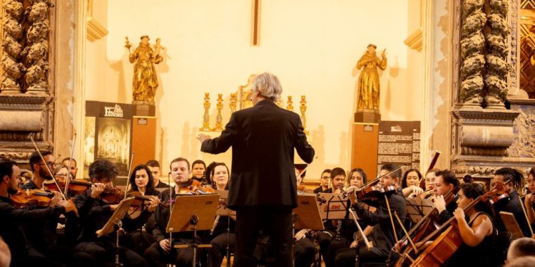 Orquestra Sinfônica Municipal realiza concerto no Centro Cultural São Francisco
