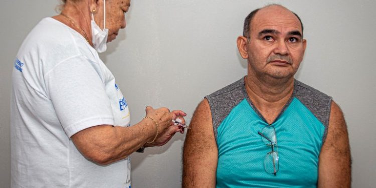 Paraíba aplica mais de 170 mil doses em Dia D de vacinação, mas não alcança meta de 90% de imunizados