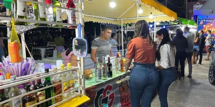 Prefeitura de Patos convoca barraqueiros e ambulantes que irão trabalhar no São João de Patos 2023