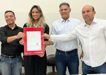 Cerca de 50 microempreendedores patoenses assinam contratos com o Programa Empreender PB