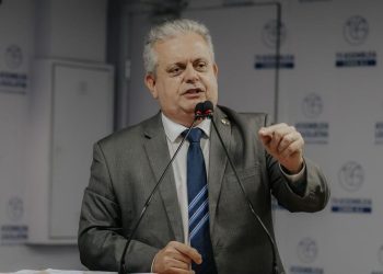 Bosco apresenta emenda para assegurar direitos de servidores do Hospital Edson Ramalho