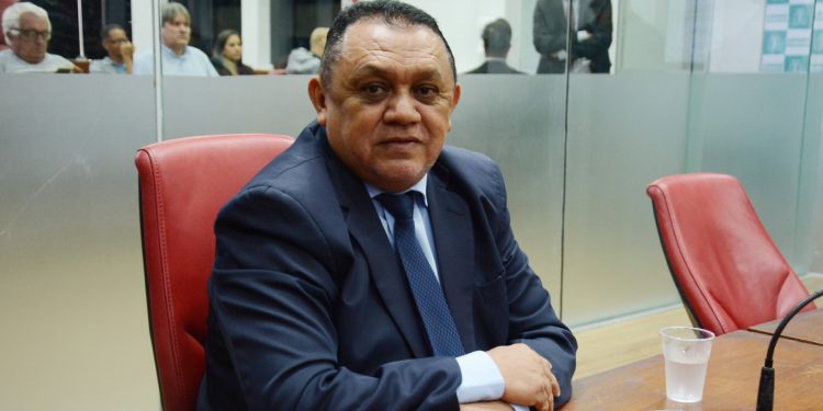 Câmara de João Pessoa concede licença ao vereador Chico do Sindicato