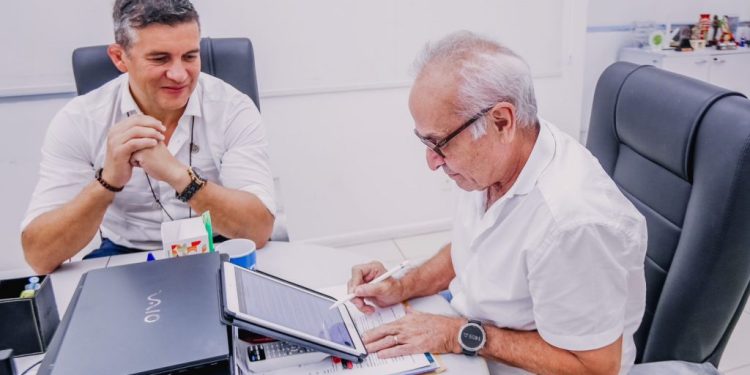 Cícero Lucena sanciona Lei que institui política municipal de combate à violência sexual contra crianças e adolescentes