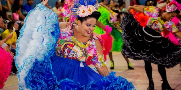 Apresentações das quadrilhas juninas acontecem nos bairros do Valentina Figueiredo e Mangabeira neste final de semana