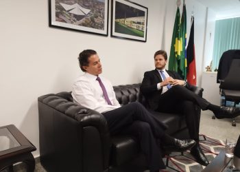 EXCLUSIVO: Bruno se reúne com Veneziano e fala de disposição para aliança com o senador