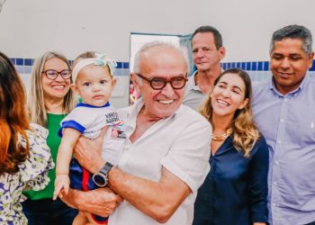 Cícero abre programação da Semana do Bebê e entrega kits de higiene