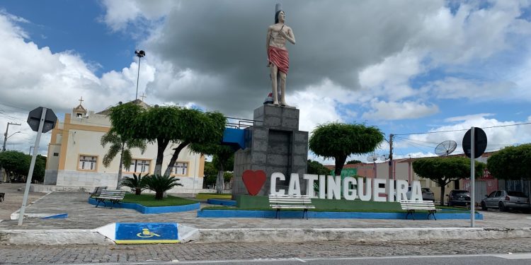 MPPB investiga se secretária de Catingueira seria funcionária fantasma