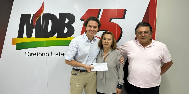 Prefeita de Belém também assina ficha de filiação ao MDB: “a gente só tem a crescer”