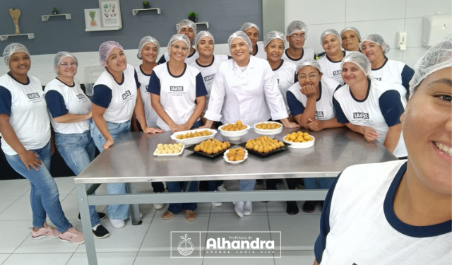 Prefeitura de Alhandra e SENAI firmam parceria para estimular o empreendedorismo na região