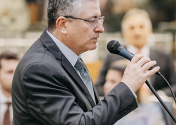 Dr. Romualdo realiza audiência pública em São João do Cariri para discutir turismo religioso