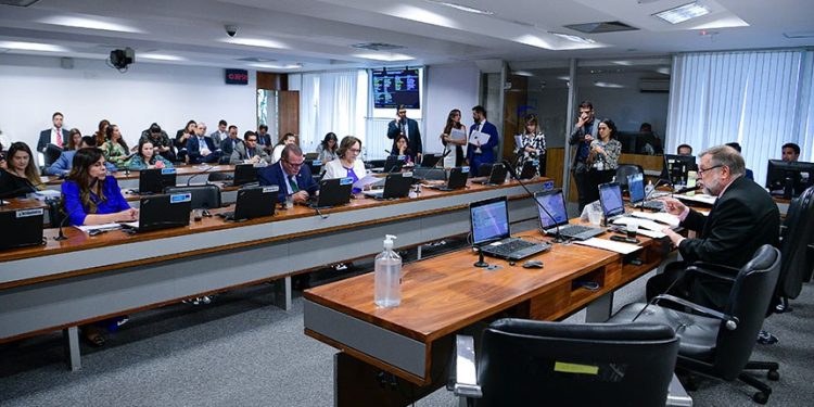 Comissão de Educação pode votar novo cálculo de valor de merenda escolar