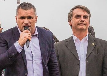 Julian Lemos prevê o enterro político de Bolsonaro: “As vísceras morais dele serão jogadas na lama”