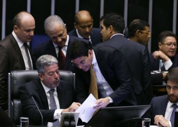 Câmara Federal aprova texto-base do novo arcabouço fiscal