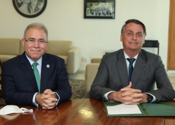 Marcelo Queiroga confirma violação do cartão de vacina de Bolsonaro