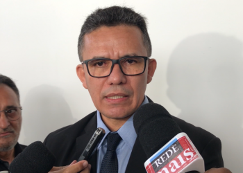 Secretário de Educação aprova criação do ‘botão do pânico’ nas escolas paraibanas