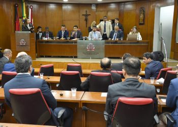 CMJP aprova segurança armada e botão do pânico nas escolas da Capital