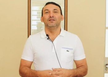 TRE-PB mantém condenação de prefeito que promoveu aglomeração e live na pandemia