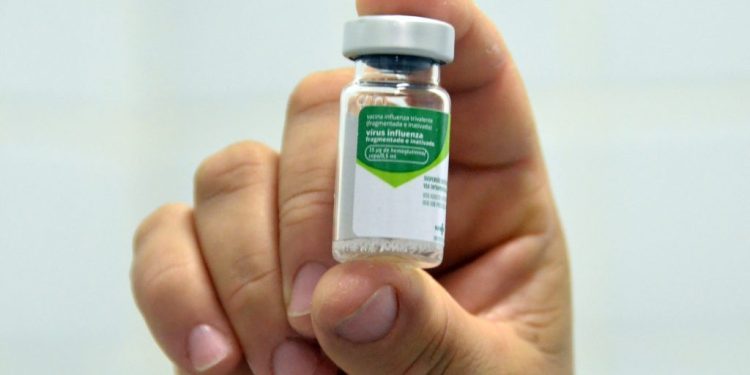 Campanha de vacinação contra a gripe é prorrogada em João Pessoa