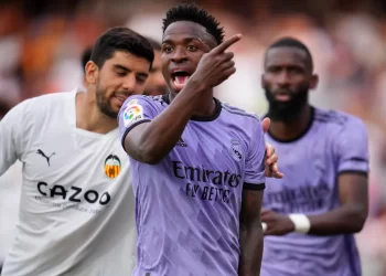 Governo se mobiliza e aciona autoridades espanholas diante de racismo contra Vini Jr.