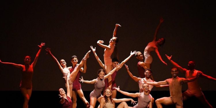 Companhia de Dança de João Pessoa se apresenta no Centro Cultural de Mangabeira