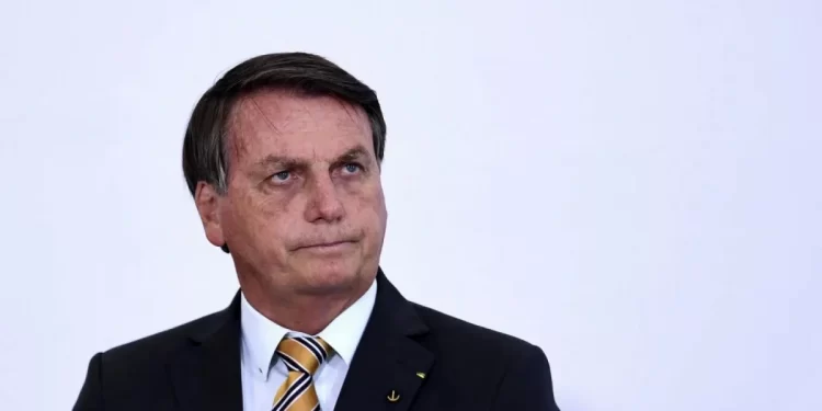 Com voto de Cármen Lúcia, TSE forma maioria para tornar Bolsonaro inelegível até 2030