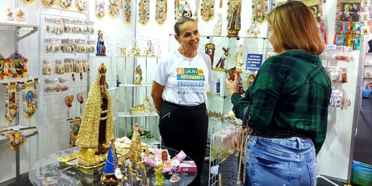 Salão do Artesanato supera meta de R$ 1 milhão em vendas a 11 dias do término