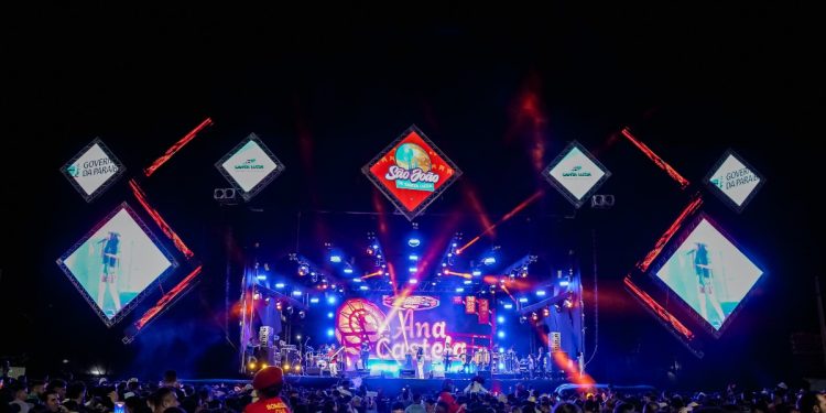 Shows de Ana Castela, Walkyria Santos e Rodolfo Lopes arrastam multidão em Santa Luzia