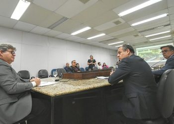 João Azevêdo recebe superintendente da Sudene e discute ações de desenvolvimento para o Nordeste