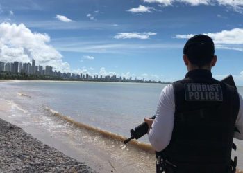 Polícia Militar evita homicídio e prende acusado em flagrante, na orla de João Pessoa