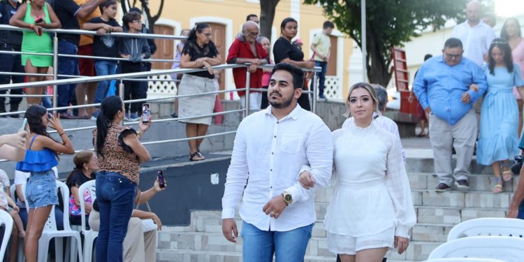 Prefeitura de Patos realiza tradicional Casamento Coletivo e oficializa a união de 20 casais