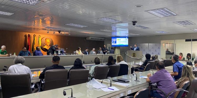 Prefeitura de Campina Grande apresenta projeto de enfrentamento às drogas em audiência pública na Câmara de Vereadores