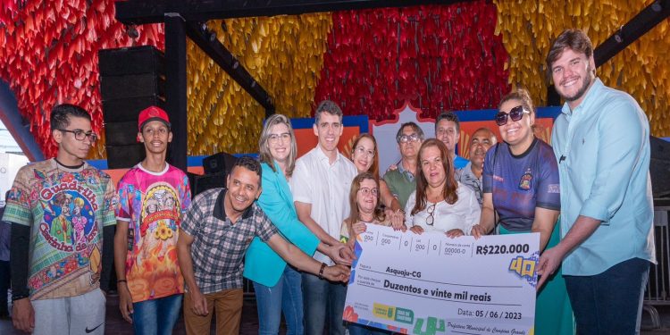 Bruno formaliza repasse de R$ 220 mil às quadrilhas juninas de Campina Grande