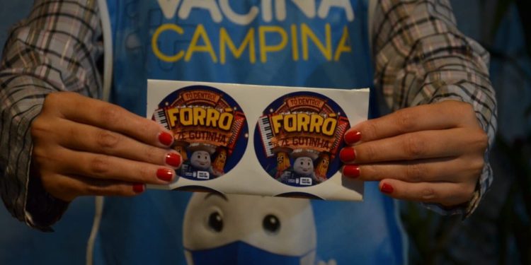 Prefeitura de Campina Grande realiza vacinação no Parque do Povo nesta terça-feira