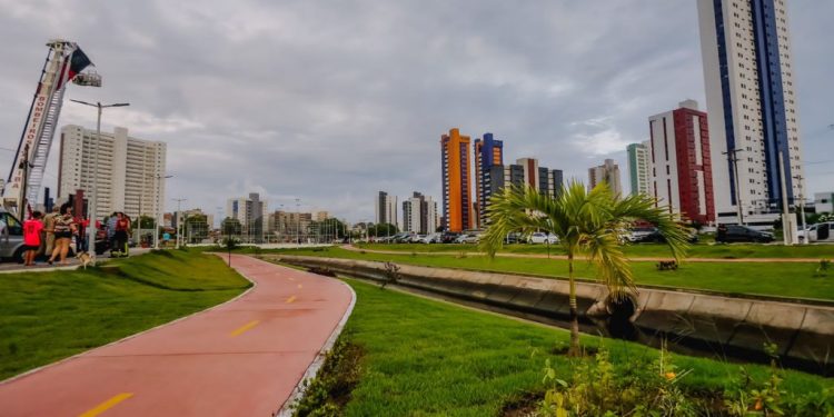 Prefeitura segue com atividades do Mês do Meio Ambiente e realiza ação no Parque Parahyba II