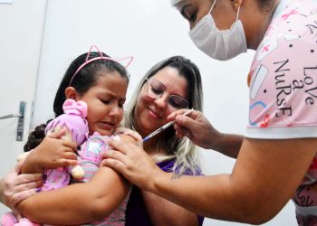 Prefeitura da Capital garante prevenção contra Covid-19 e Influenza e acrescenta ponto móvel no Busto de Tamandaré