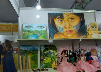 Abertura do 36º Salão do Artesanato Paraibano tem lançamento de álbum com ilustrações de Flávio Tavares