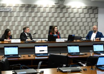 Debate aponta descumprimento de metas do Plano Nacional de Educação