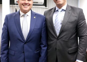 Em Brasília, Major Sidnei se reúne com Hugo Motta e Efraim e garante asfalto, recursos para assistência social e dois ônibus para Sapé
