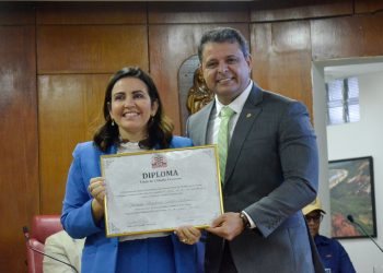 Pollyanna Dutra recebe título de cidadã pessoense