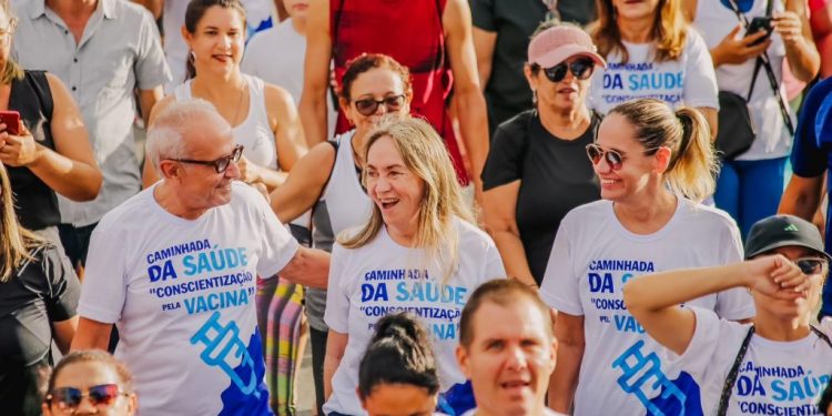Cícero Lucena participa da I Caminhada da Saúde de Conscientização pela Vacina