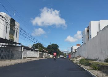 Prefeitura amplia obras de asfaltamento e prepara ligação entre o bairro do Costa e Silva e a Perimetral Sul