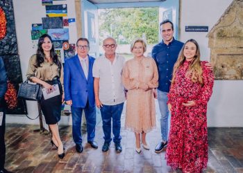 Cícero Lucena participa de lançamento de livro da desembargadora Fátima Maranhão