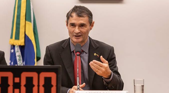 Romero Rodrigues terceiriza as próprias fraquezas e se desvaloriza