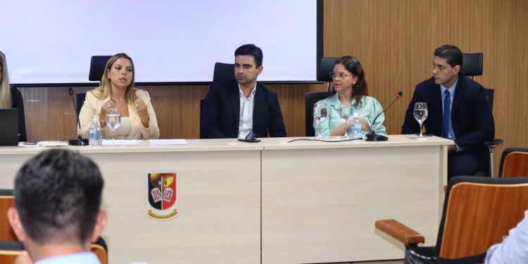 MPPB e MPF recomendam a derrubada do muro do Edifício Avoante, em João Pessoa