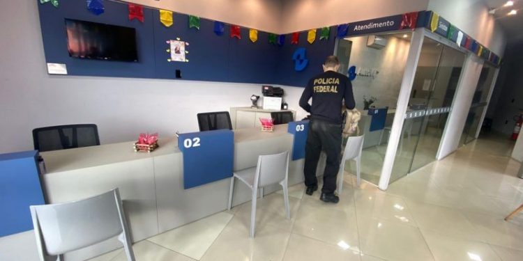 Polícia Federal realiza operação na Paraíba e Pernambuco contra seguradora clandestina
